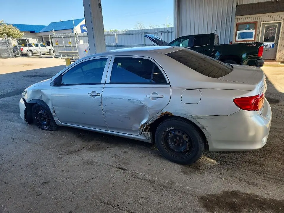 2010 TOYOTA COROLLA LE  