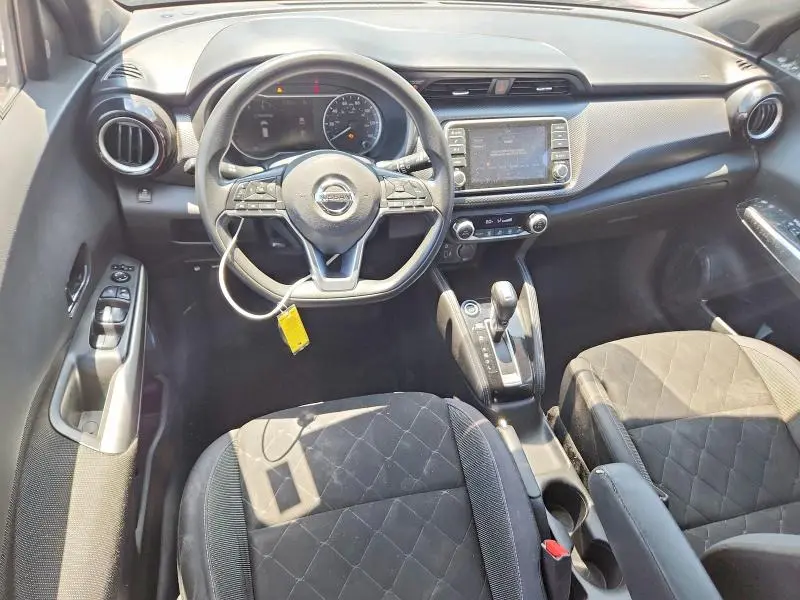 2019 NISSAN KICKS SV  