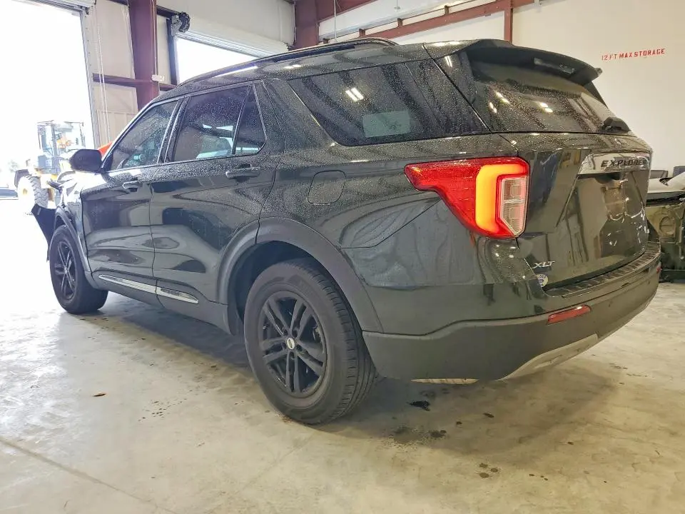 2022 FORD EXPLORER XLT  