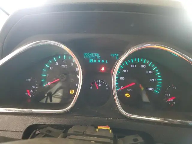 2011 CHEVROLET TRAVERSE LT  