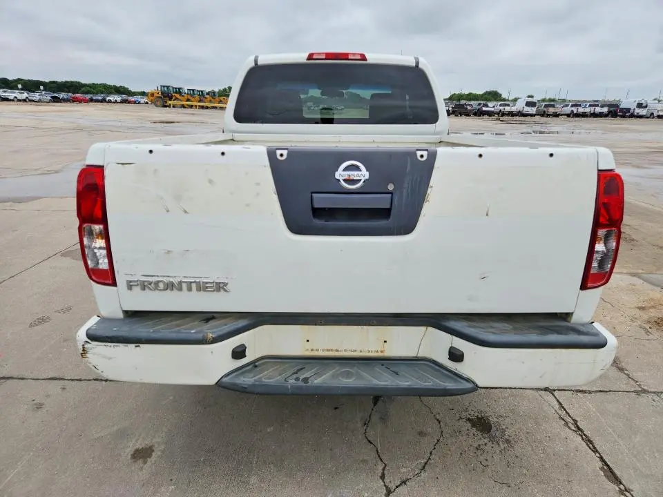 2018 NISSAN FRONTIER S  