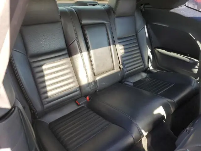 2010 DODGE CHALLENGER SE  