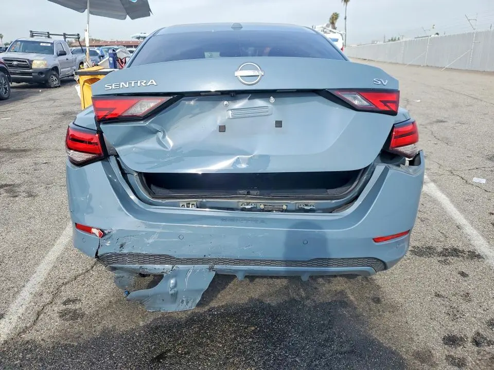 2024 NISSAN SENTRA SV  