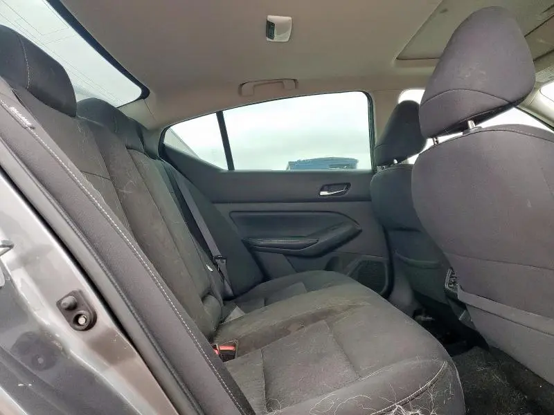 2019 NISSAN ALTIMA SV  