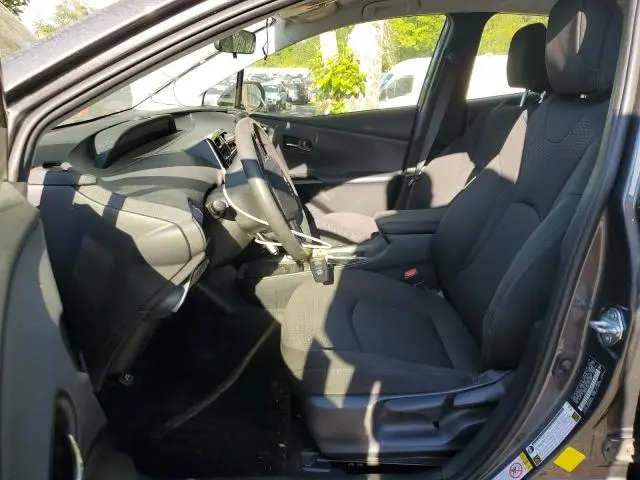 2019 TOYOTA PRIUS 
