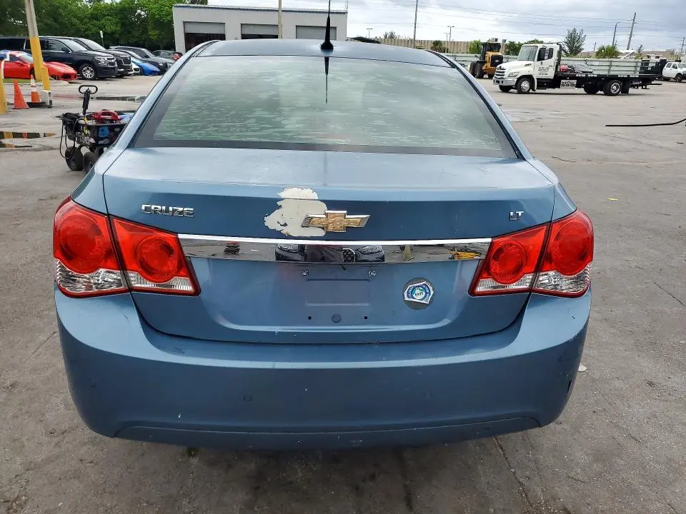 2012 CHEVROLET CRUZE LT  