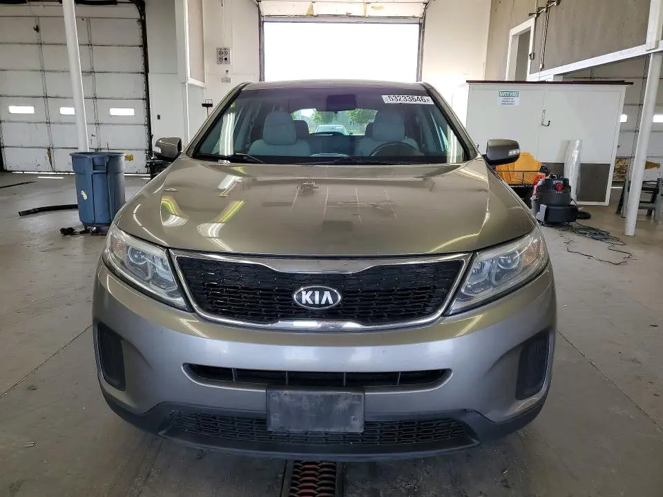 2014 KIA SORENTO LX  