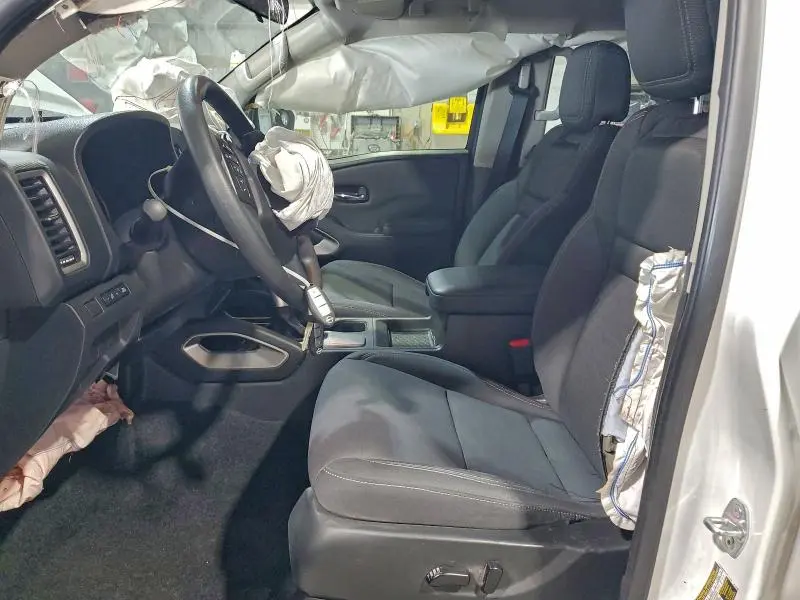 2024 NISSAN FRONTIER S  