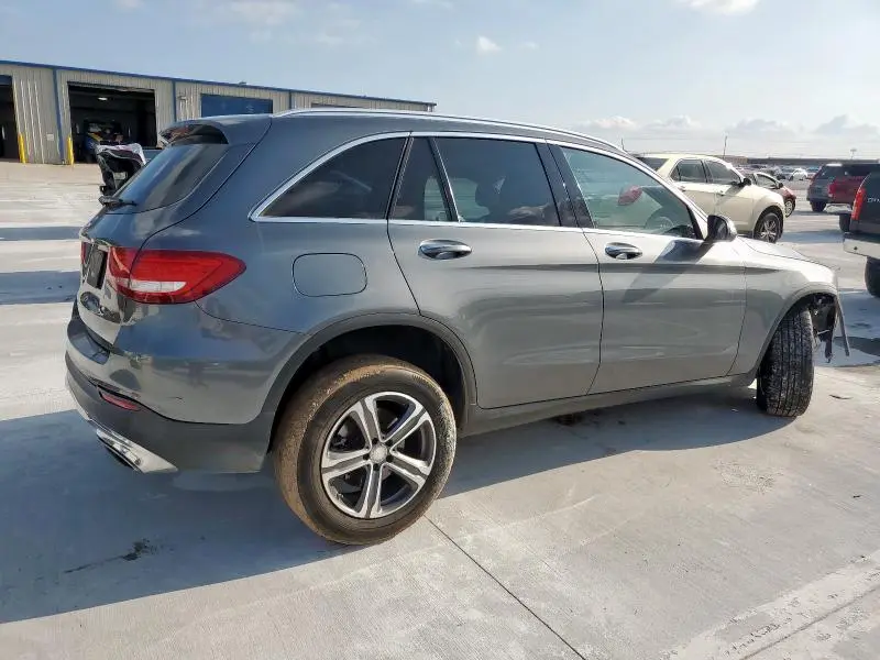 2016 MERCEDES-BENZ GLC 300  