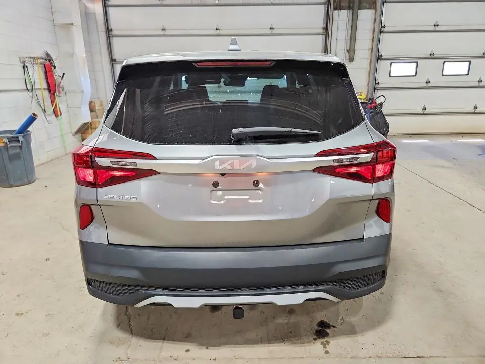 2023 KIA SELTOS LX  