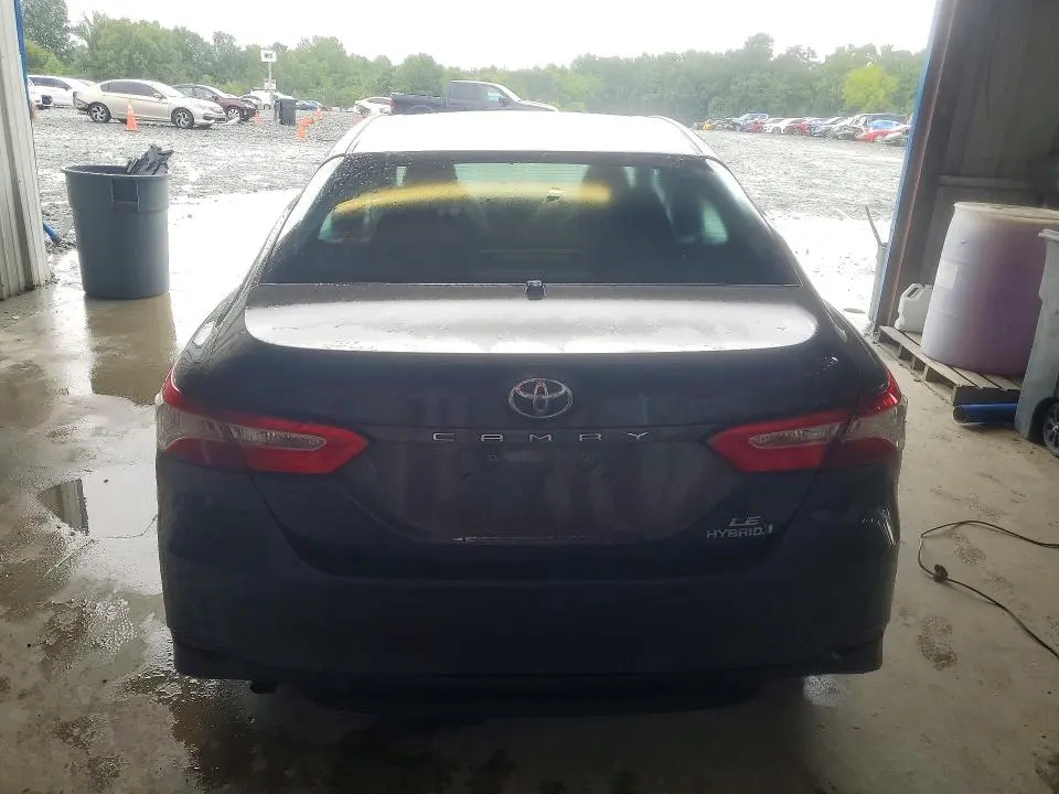 2018 TOYOTA CAMRY LE  