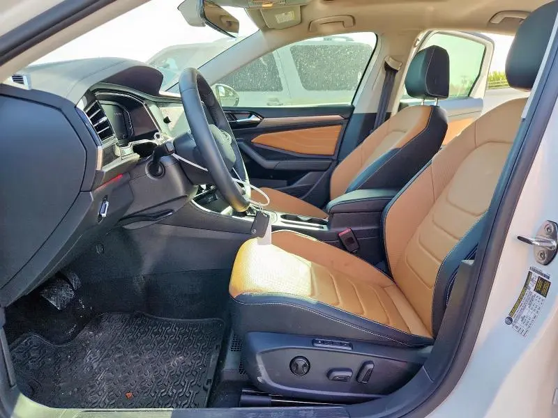 2024 VOLKSWAGEN JETTA SEL  