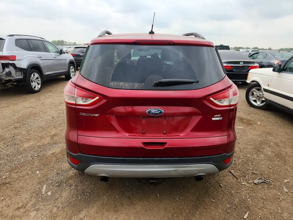 2015 FORD ESCAPE SE  