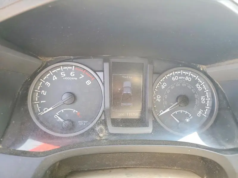 2017 TOYOTA TACOMA SR V6  