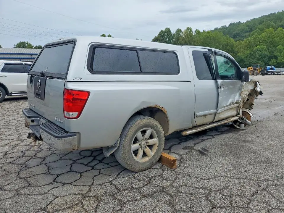 2010 NISSAN TITAN XE  