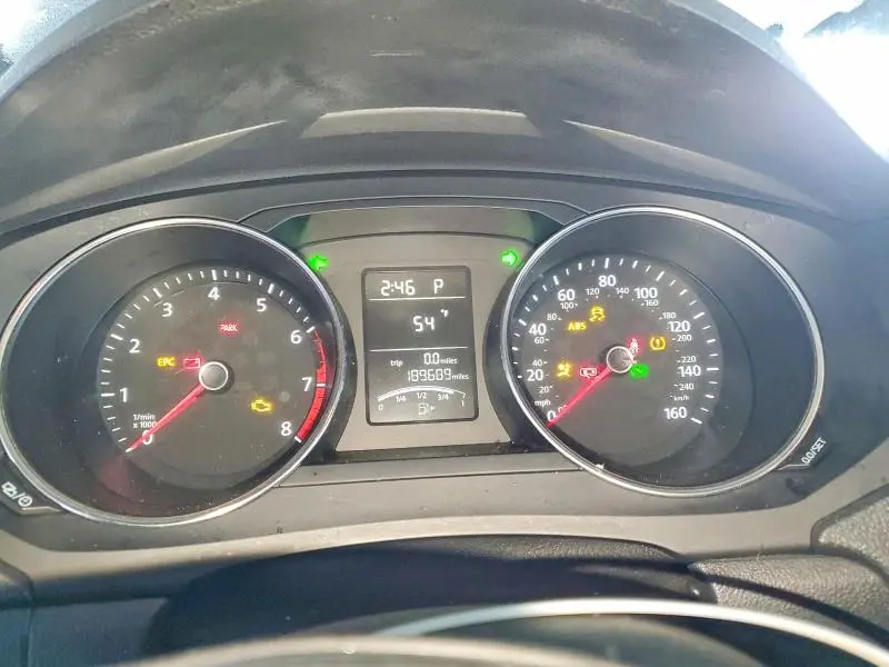 2015 VOLKSWAGEN JETTA BASE  