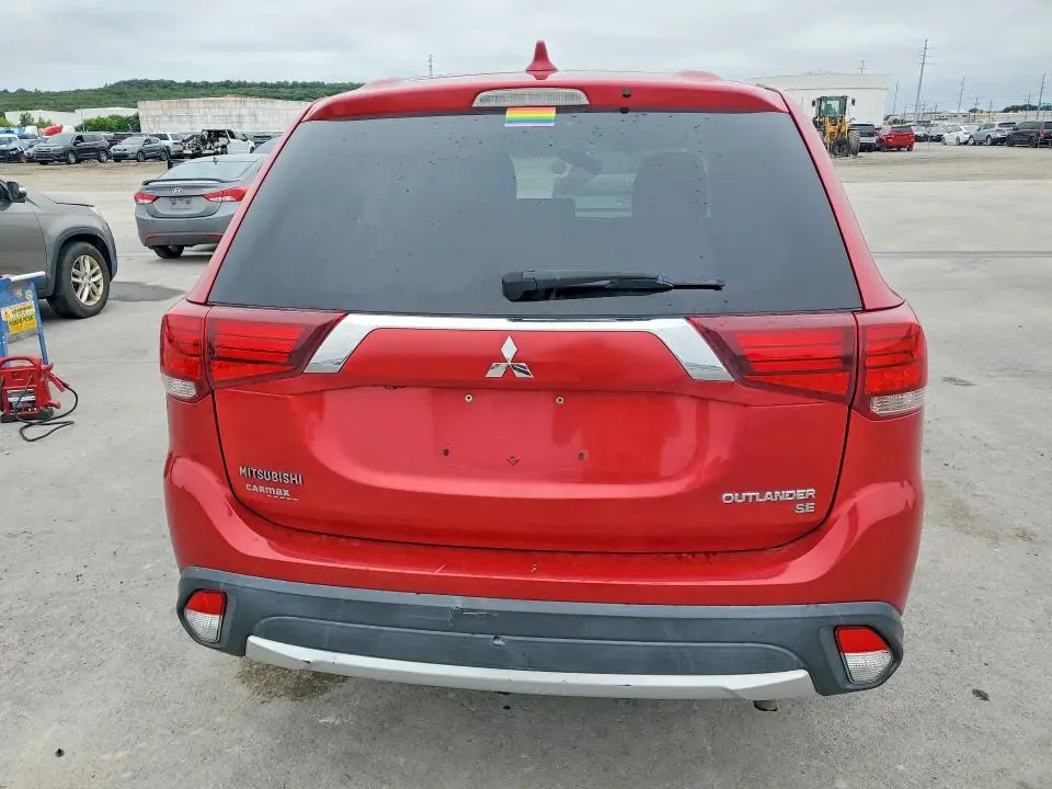 2018 MITSUBISHI OUTLANDER SE  