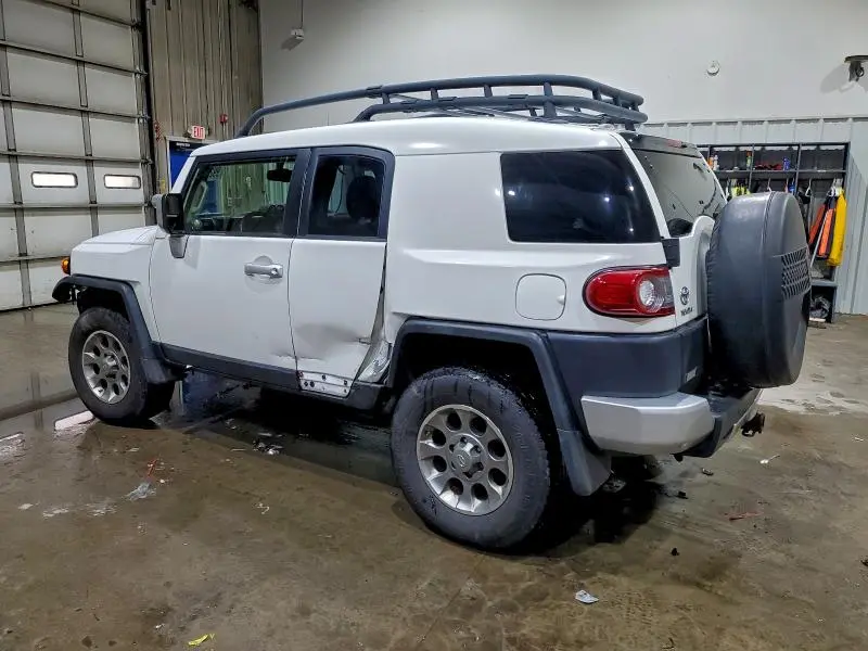2012 TOYOTA FJ CRUISER   
