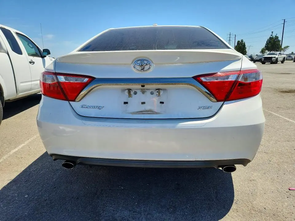 2016 TOYOTA CAMRY XSE V6  