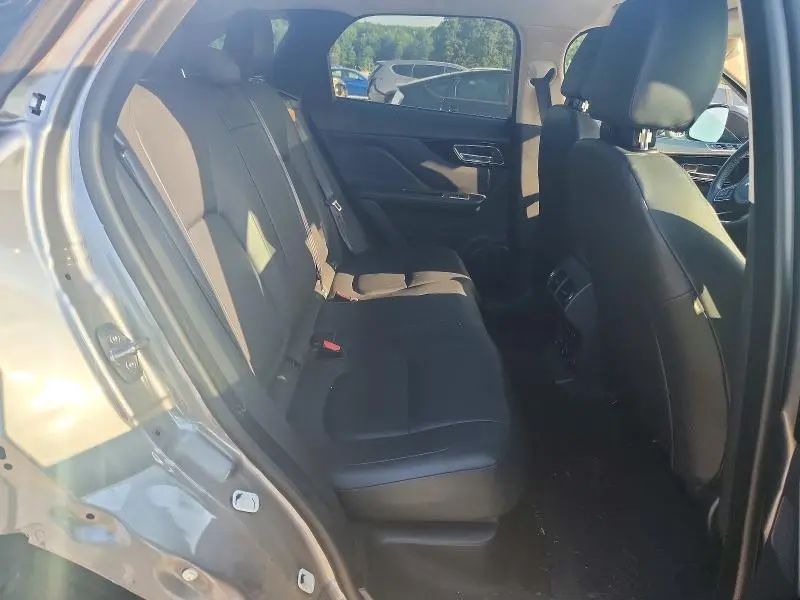 2020 JAGUAR F-PACE PREMIUM  