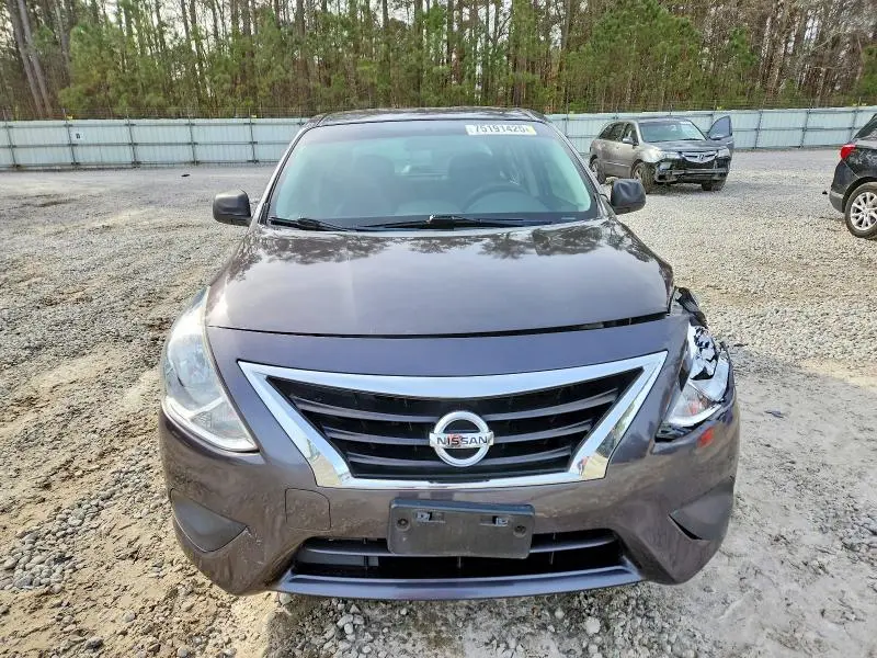 2015 NISSAN VERSA S  