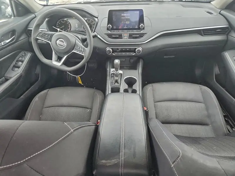 2022 NISSAN ALTIMA SV  