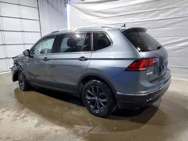2022 VOLKSWAGEN TIGUAN SE  
