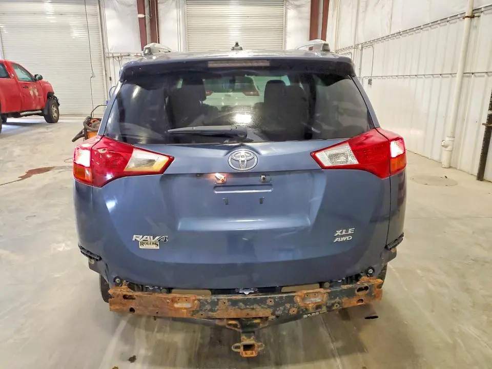 2014 TOYOTA RAV4 XLE  