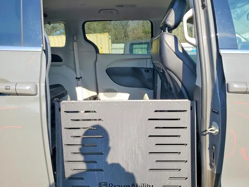 2023 CHRYSLER PACIFICA TOURING L  