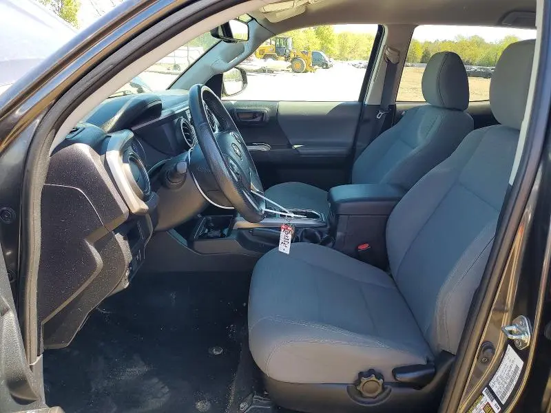 2018 TOYOTA TACOMA SR5 V6  