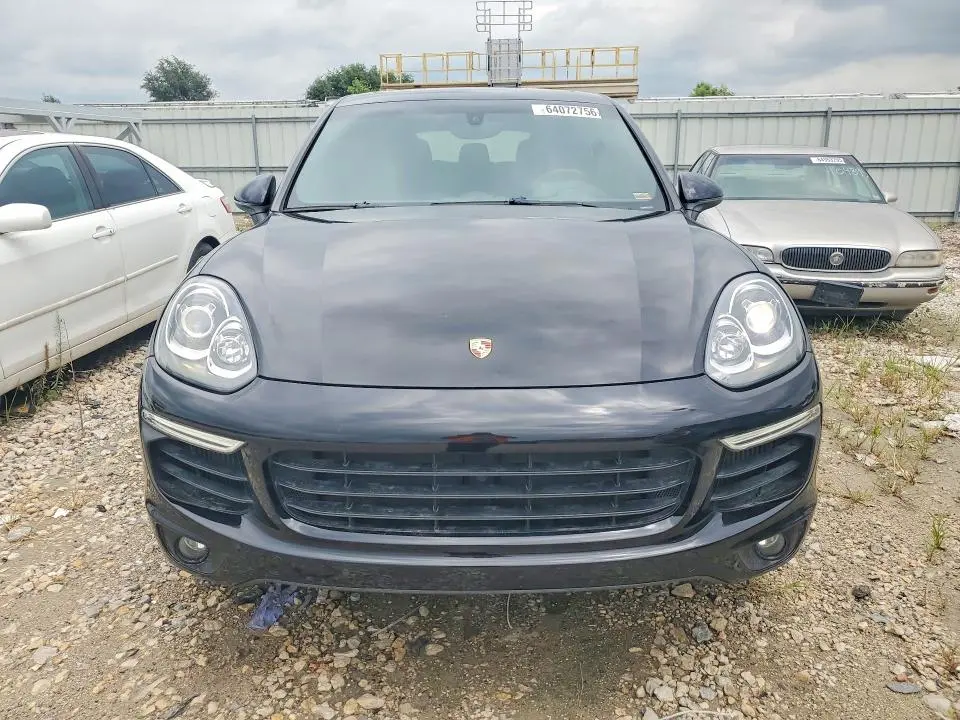 2015 PORSCHE CAYENNE S  