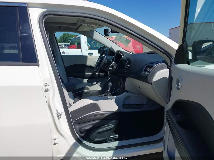 2018 JEEP COMPASS SUN AND WHEEL FWD