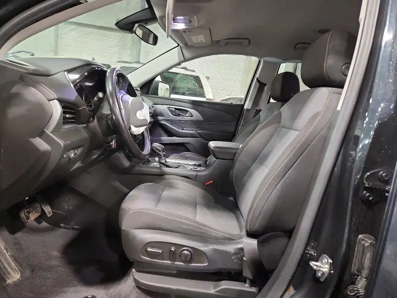 2021 CHEVROLET TRAVERSE LT  