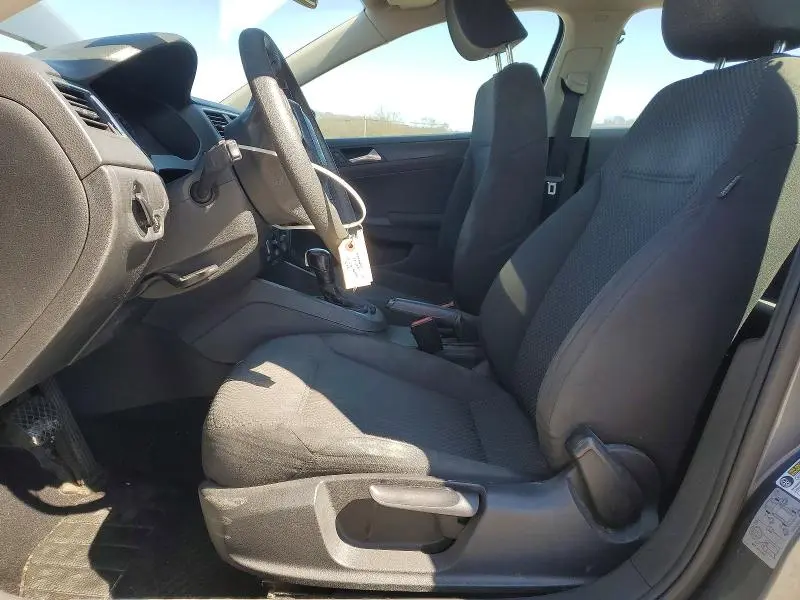 2012 VOLKSWAGEN JETTA BASE  