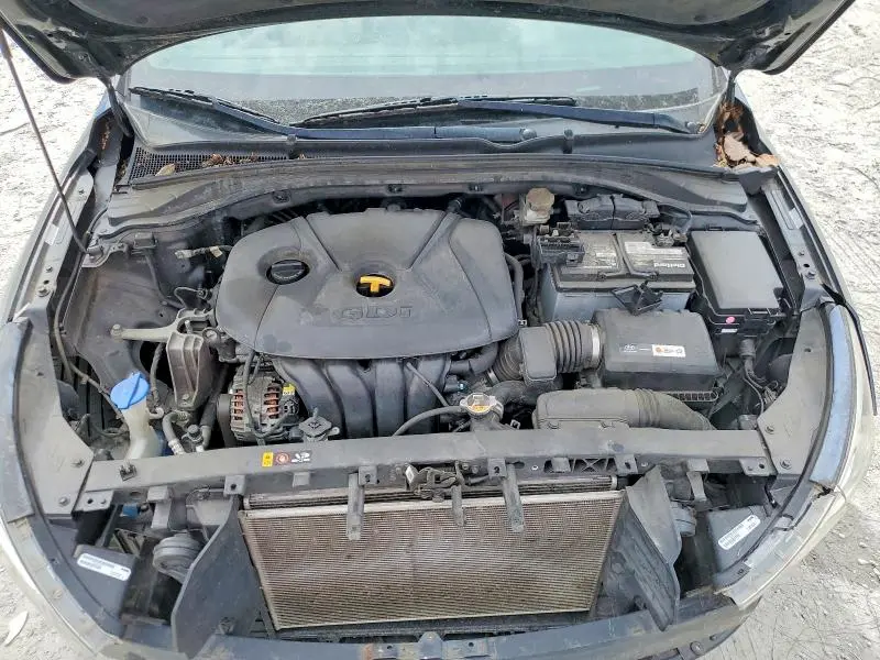 2018 HYUNDAI ELANTRA GT BASE  