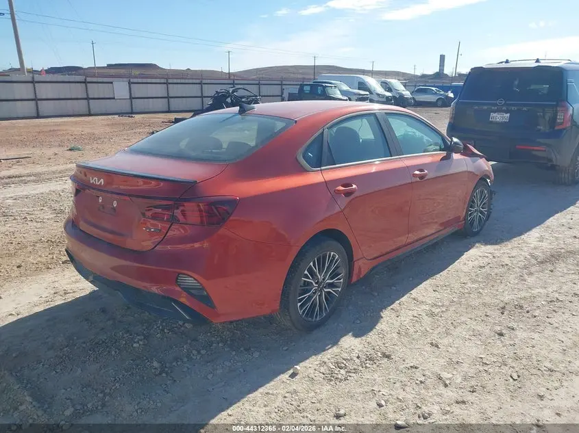 2023 KIA FORTE GT-LINE