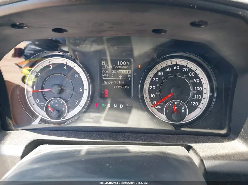 2018 RAM 1500 TRADESMAN  4X2 8' BOX