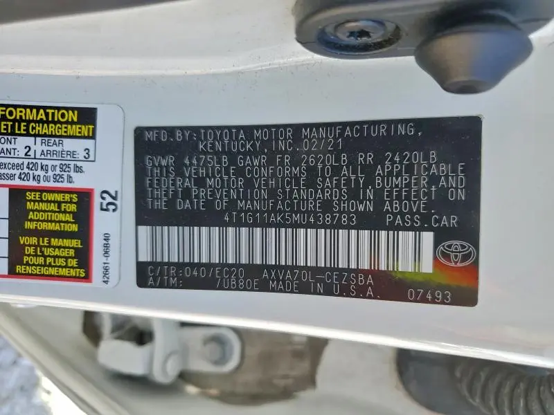 2021 TOYOTA CAMRY SE  