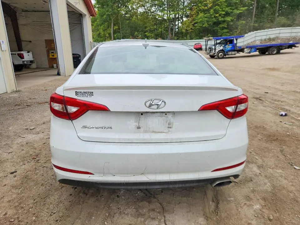 2016 HYUNDAI SONATA SE  