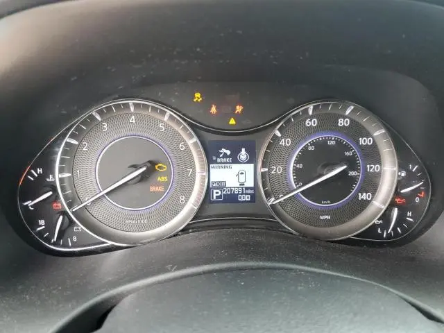 2015 INFINITI QX80   