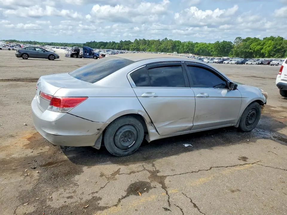 2011 HONDA ACCORD LX  