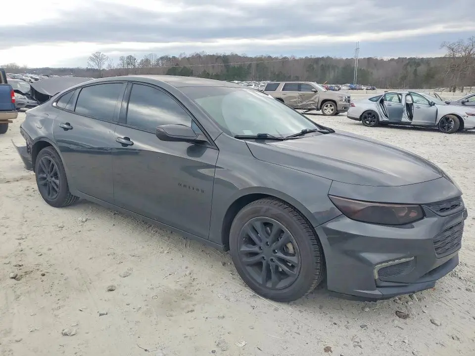 2017 CHEVROLET MALIBU LT  