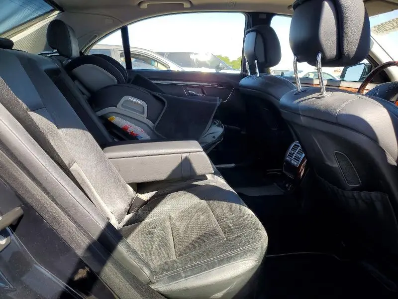 2011 MERCEDES-BENZ S 550  