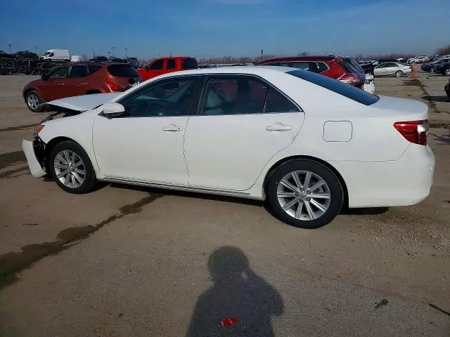 2013 TOYOTA CAMRY XLE  