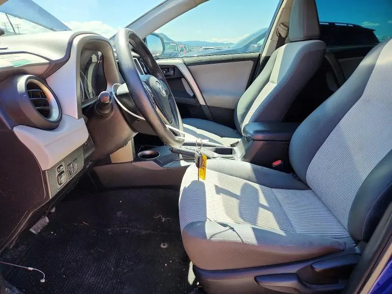 2014 TOYOTA RAV4 LE  