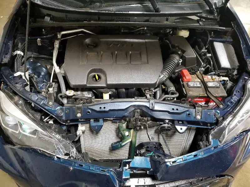 2017 TOYOTA COROLLA SE  