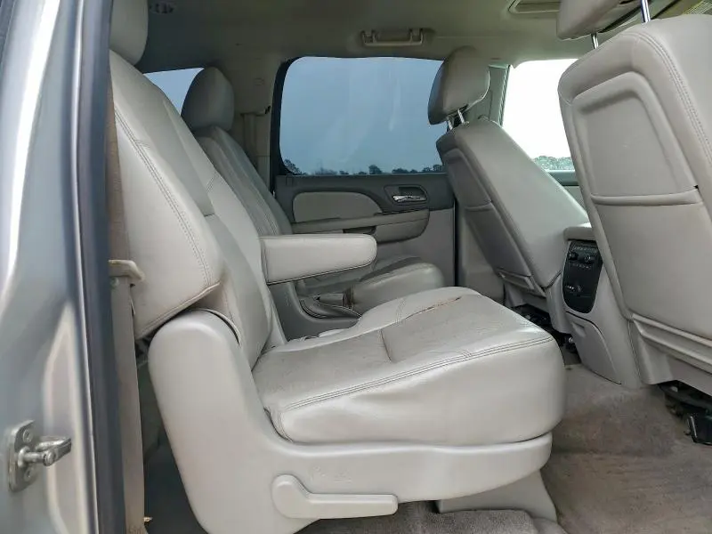 2012 CHEVROLET SUBURBAN C1500 LTZ  