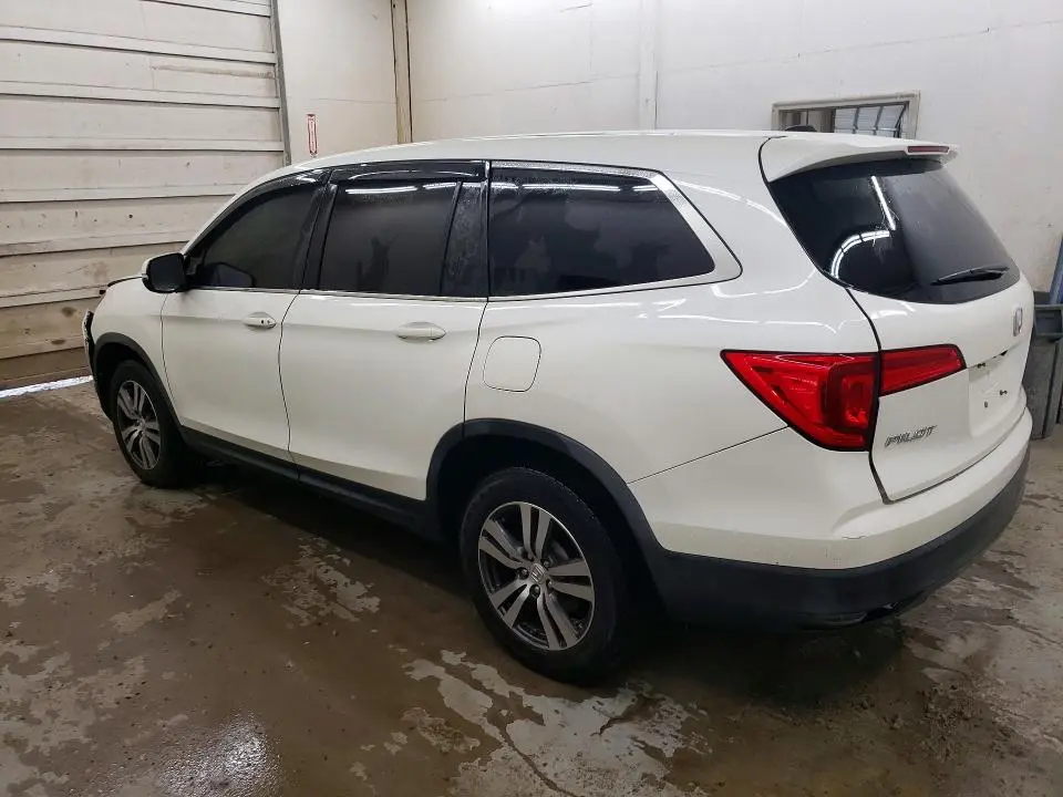 2017 HONDA PILOT EX  