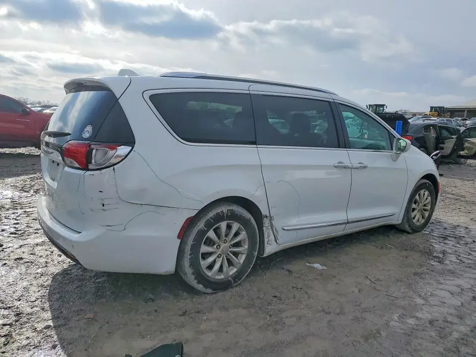 2019 CHRYSLER PACIFICA TOURING L  