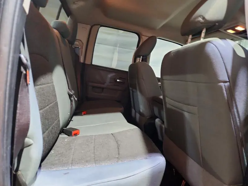 2015 RAM 1500 SLT  